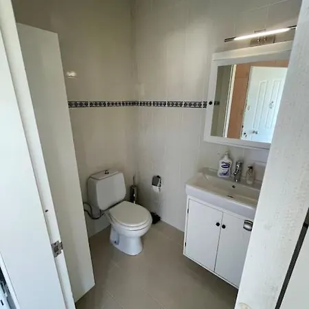 빌라 Dublex House With Castle, Sea & View 150 M2 *